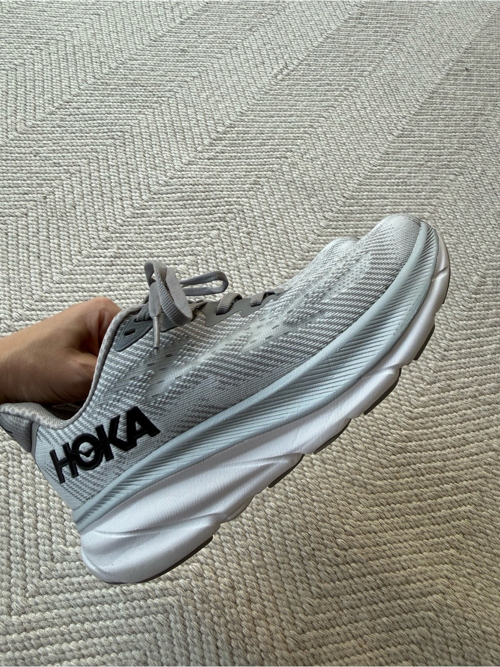 HOKA Clifton 6 Running Shoe in Light Gray/White 7